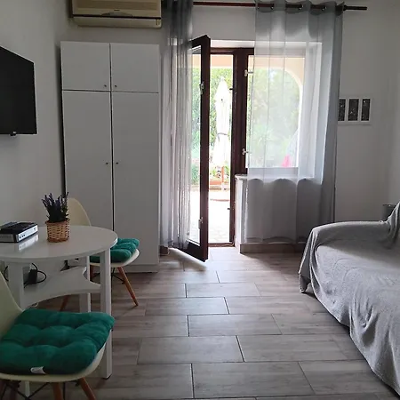 Apartman Tatjana Senj  Extérieur photo